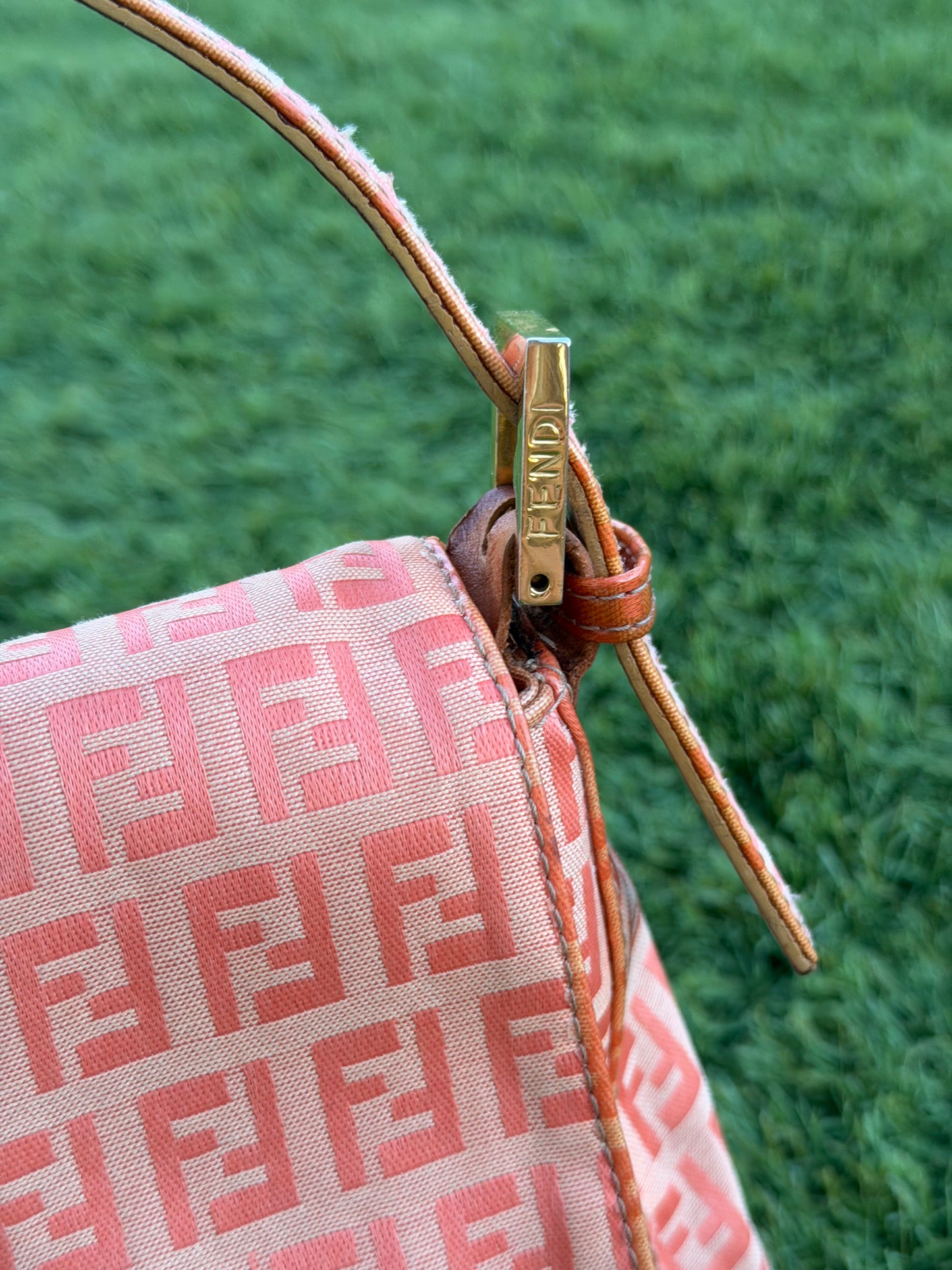Fendi Mama Baguette – Zucchino Canvas Orange
