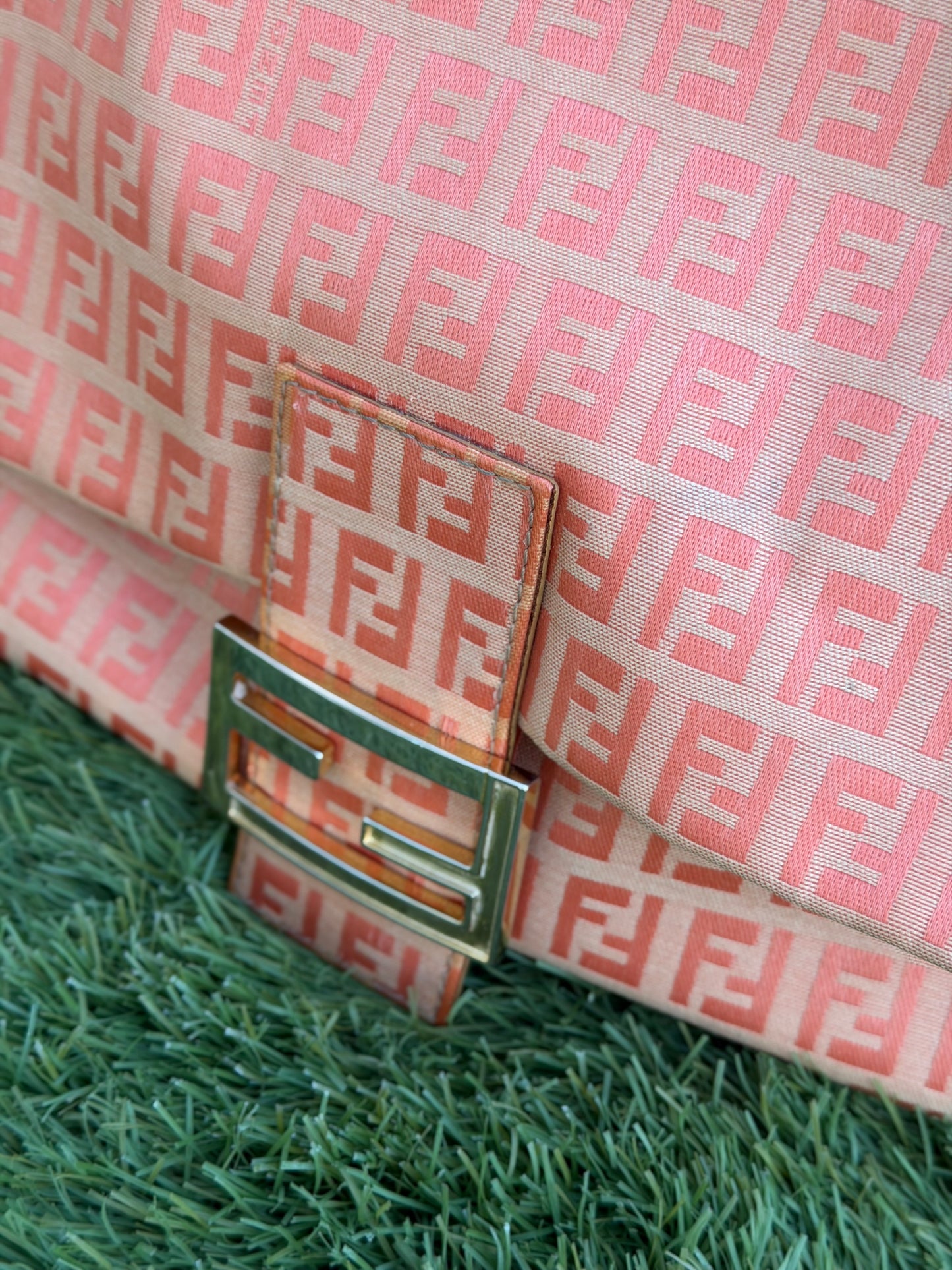 Fendi Mama Baguette – Zucchino Canvas Orange