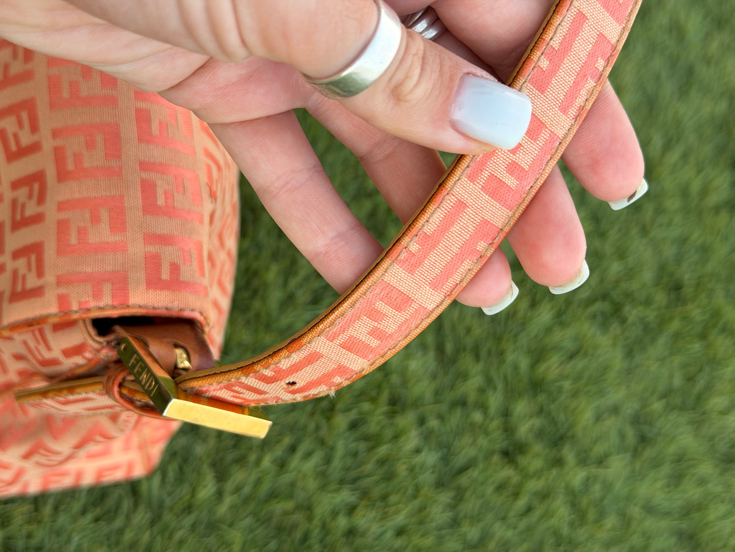 Fendi Mama Baguette – Zucchino Canvas Orange