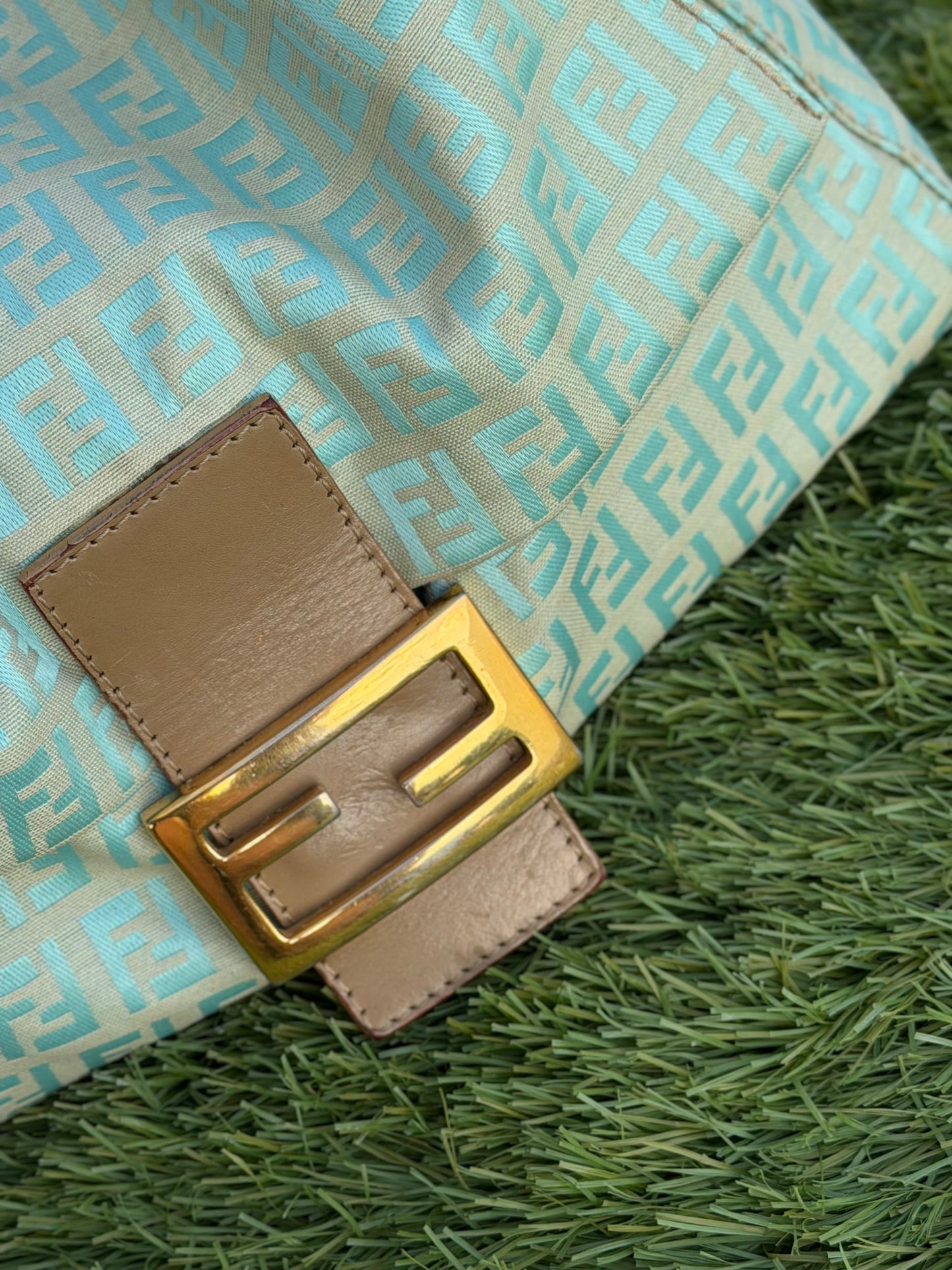 FENDI MAMA BAGUETTE BAG IN TURQUOISE ZUCCHINO CANVAS.