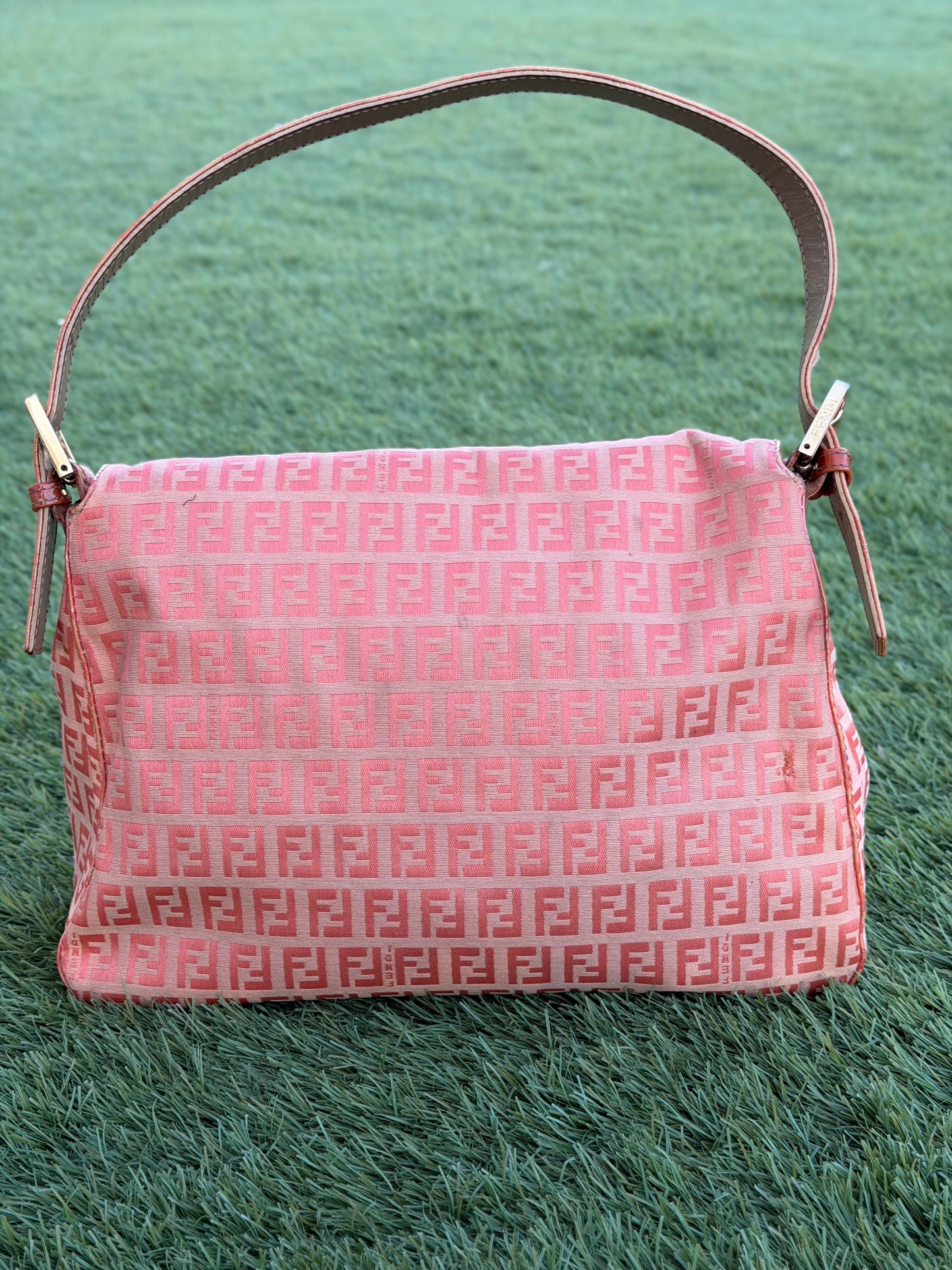Fendi Mama Baguette – Zucchino Canvas Orange