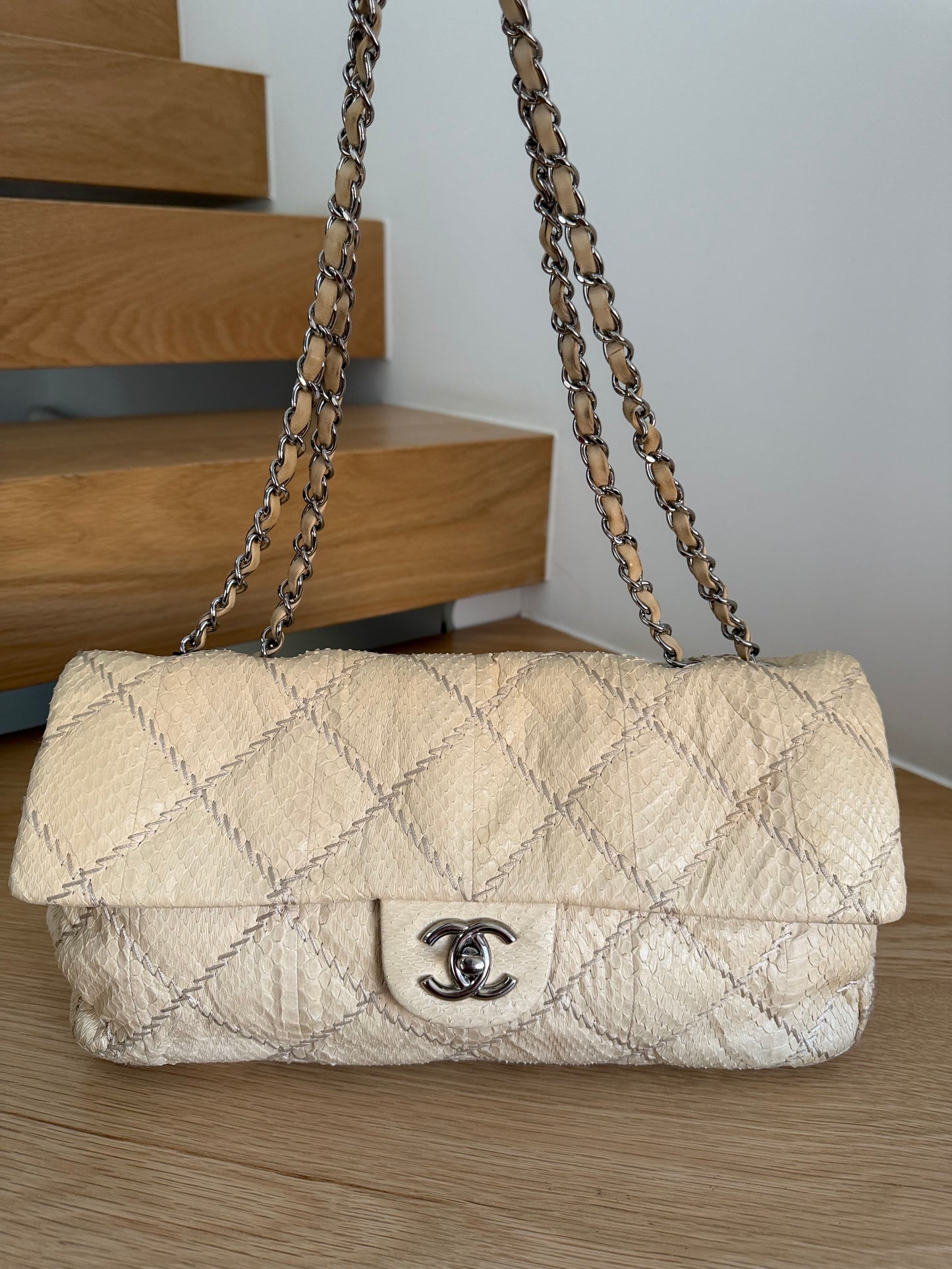 CHANEL ULTIMATE STITCH EAST-WEST WATER SNAKE FLAP BAG – BEIGE