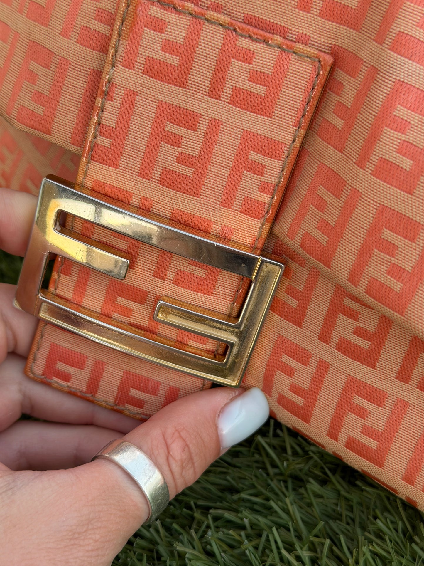 Fendi Mama Baguette – Zucchino Canvas Orange