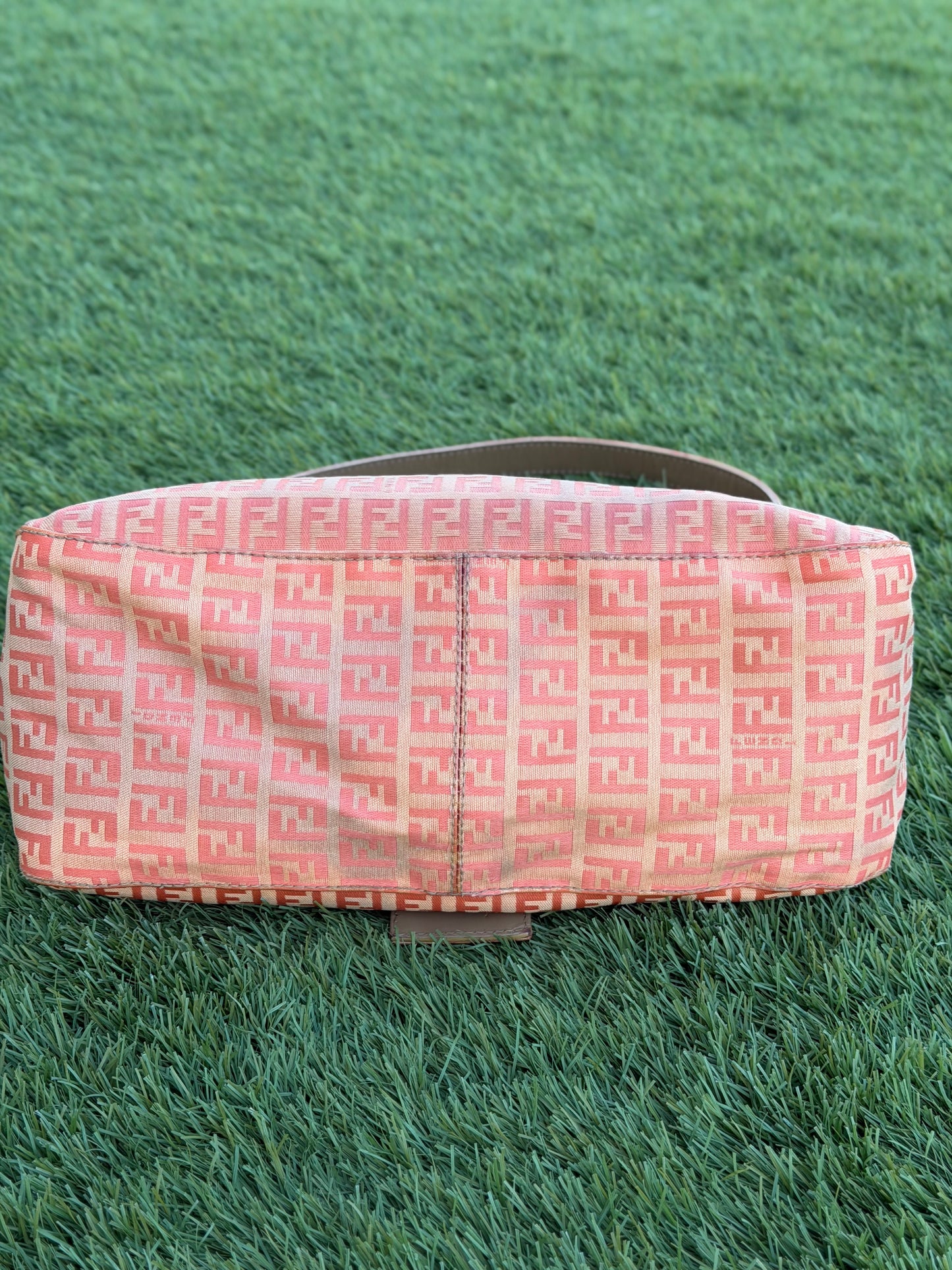 Fendi Mama Baguette – Zucchino Canvas Orange